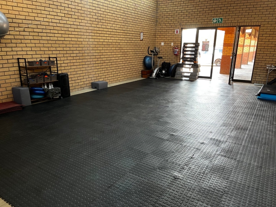 To Let commercial Property for Rent in Meerhof North West